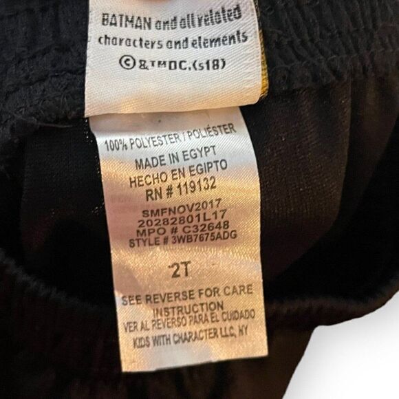 Batman Toddler Boy Black Batman Shorts Size 2T Casual Play DC Comics Basketball - Picture 4 of 5